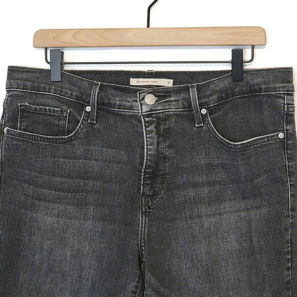 Levi's 311 Shaping Skinny Mid Rise Stretch Black Premium Denim Jean Size 32 - Picture 3 of 16